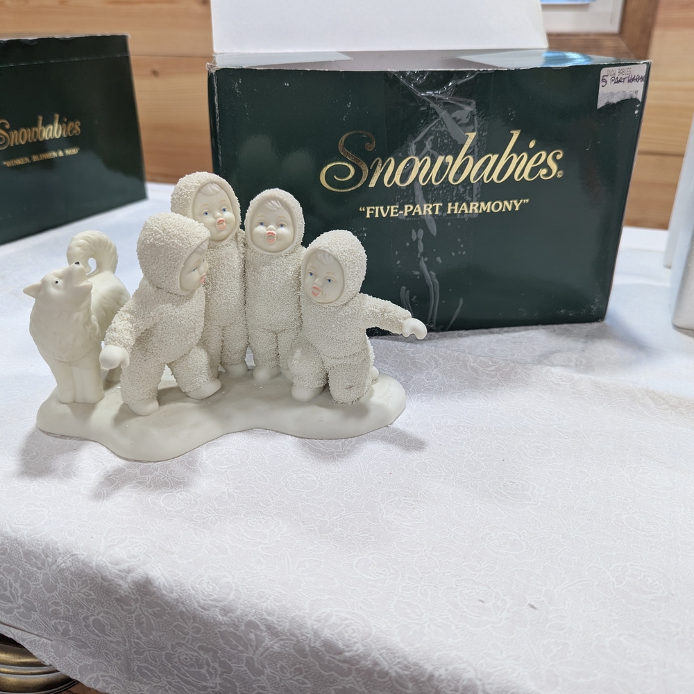 Five-Part Harmony Figurine - Cream